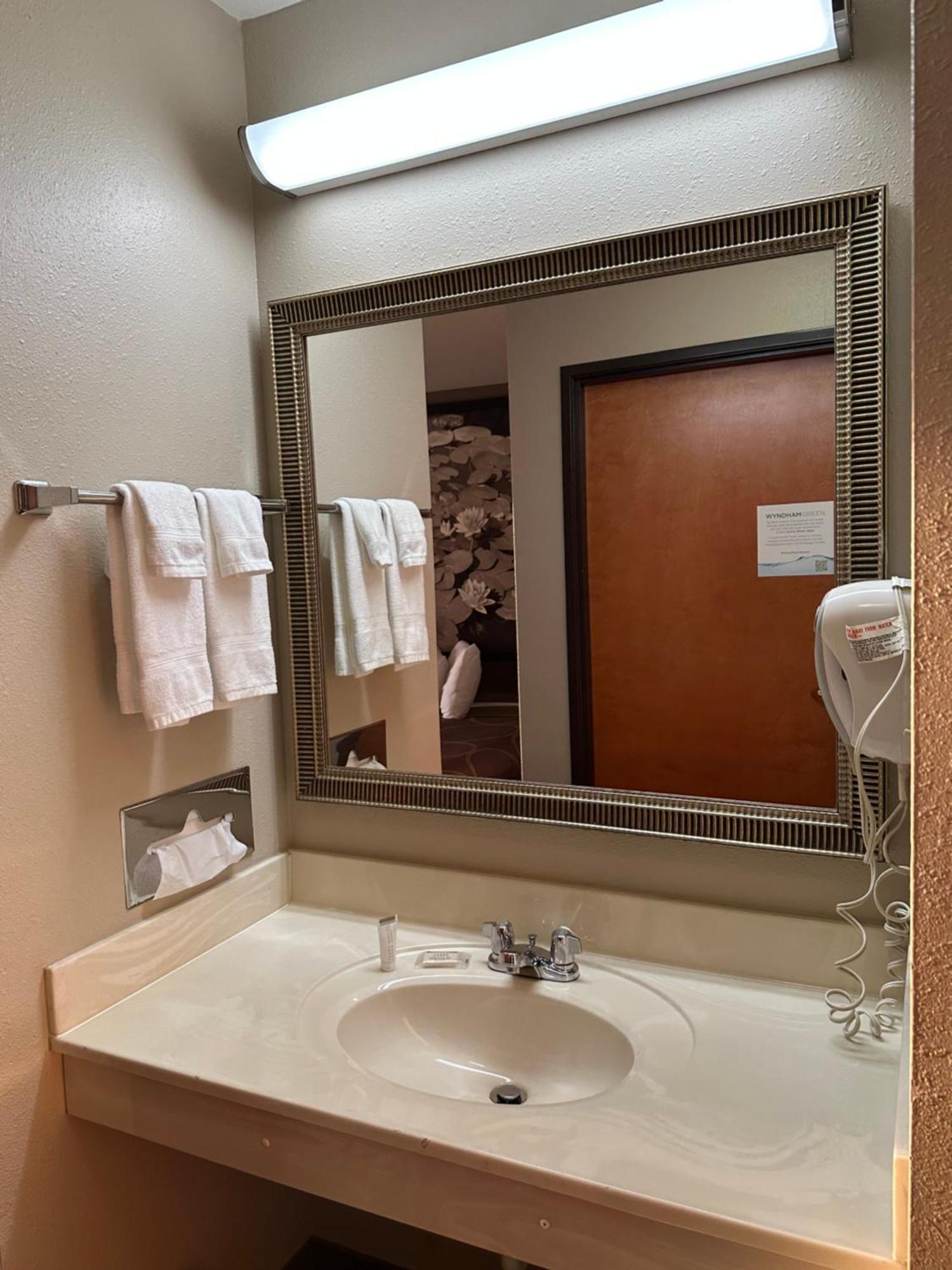 Hotel Super 8 By Wyndham Union Extérieur photo